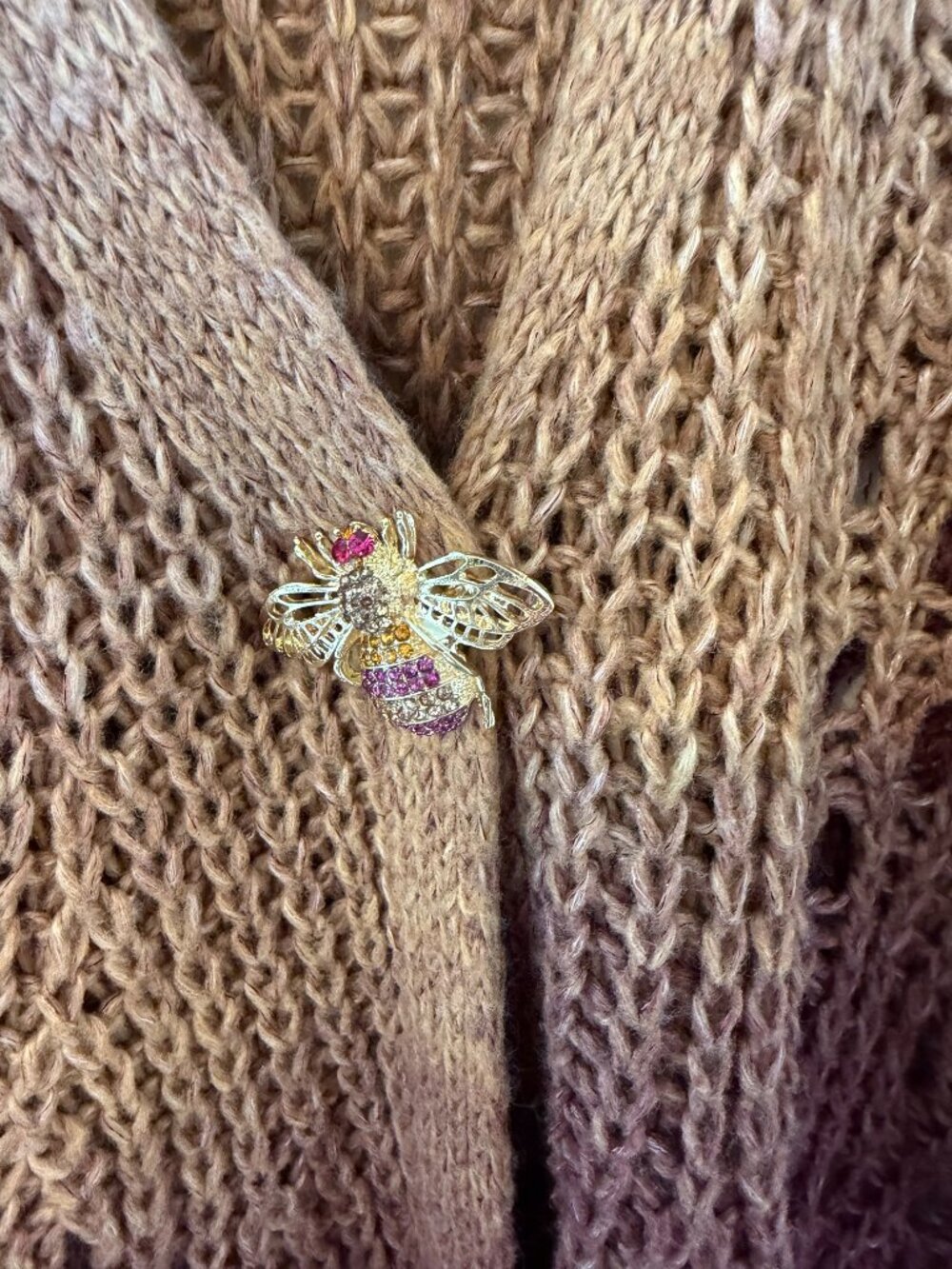 ARATTA SILENT JOURNEY JOANNA CARDIGAN WITH BEE PIN - Picture 6 of 7